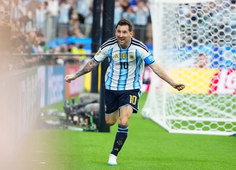 Messi có 125 bàn cho Argentina và giữ vị trí chân sút số một lịch sử đội tuyển