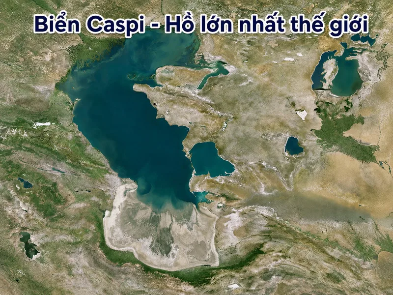 Toàn cảnh biển Caspi – hồ lớn nhất thế giới xét theo diện tích bề mặt, nằm giữa châu Âu và châu Á.
